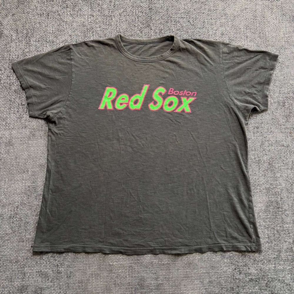 Vintage Boston Graphic Tee Mens XL Faded Black Neon Y2K Streetwear Retro 90s